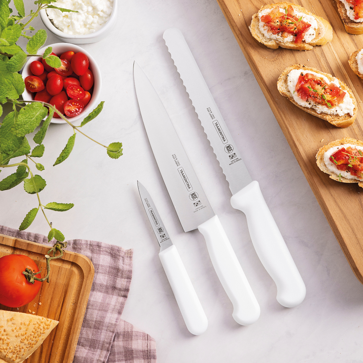 Tramontina Professional Bread Knife, Serrated/Stainless Steel