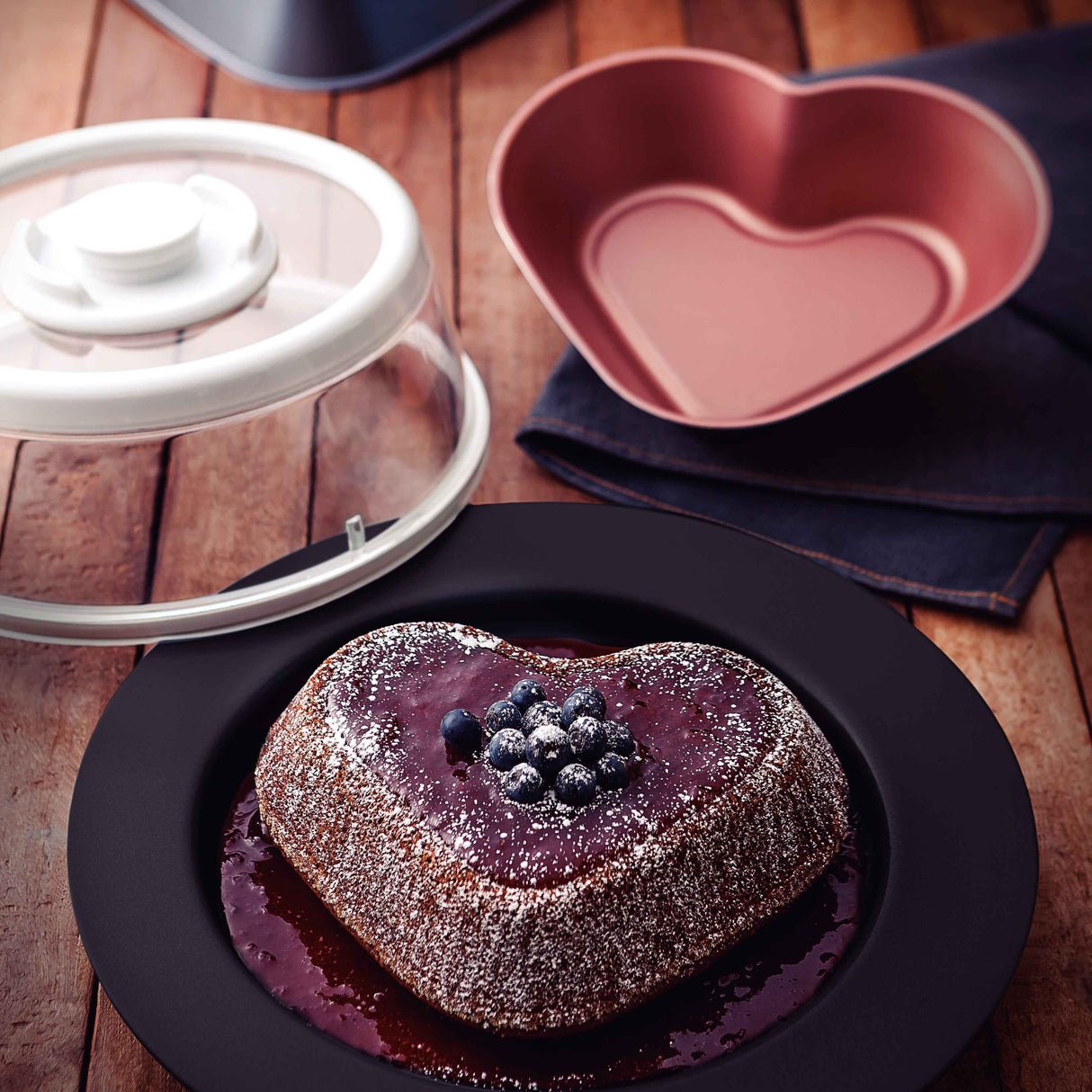 Tramontina Brasil 24cm Heart Cake Mold, Non-Stick