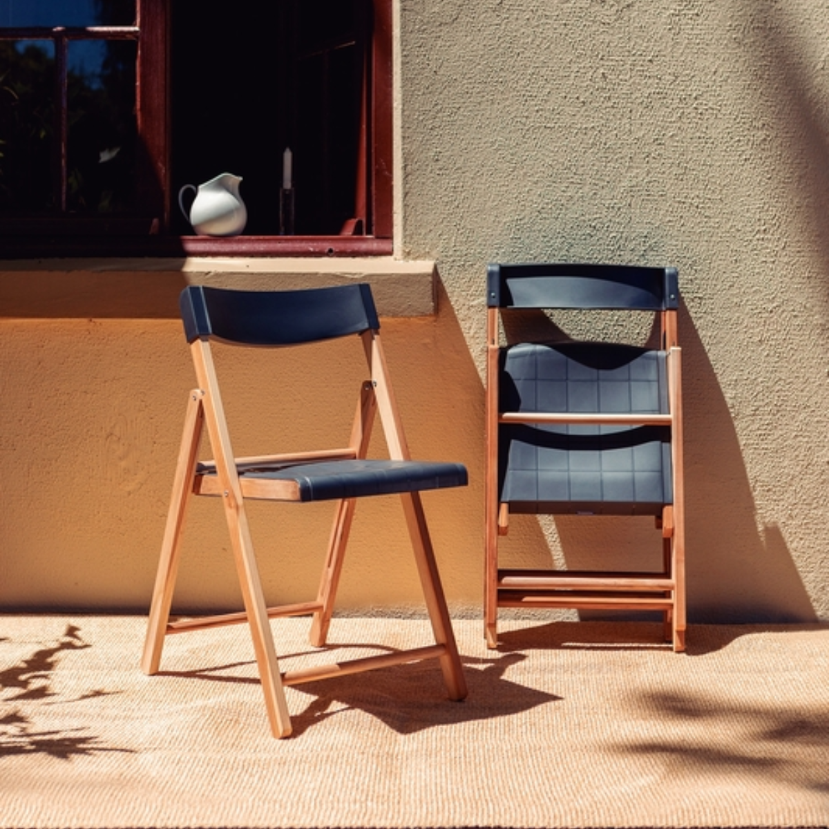 Tramontina Potenza Set 1 Table + 2 Chairs, Tauarí Wood/White Plastic