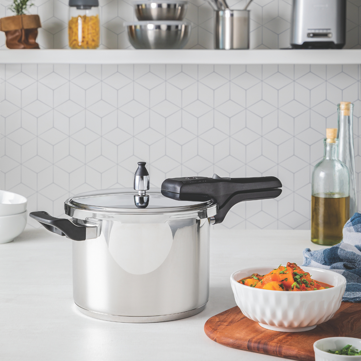 Tramontina Brava Pressure Cooker, 18/10 Stainless Steel, Induction