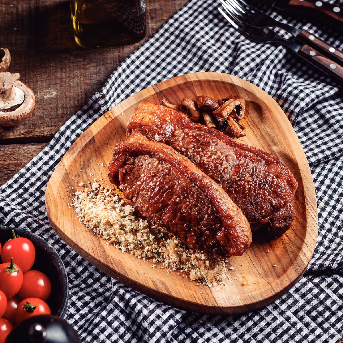 Tramontina 25x25x1.8cm Serving Board, Teak Wood/Mineral Oil Finish