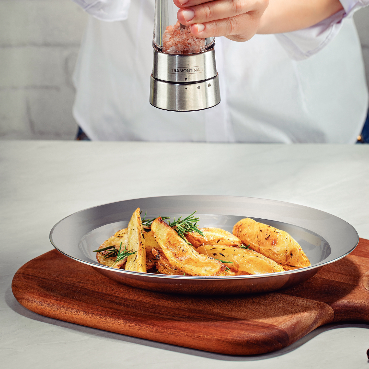 Tramontina Cosmos 30cm Deep Serving Dish, Stainless Steel