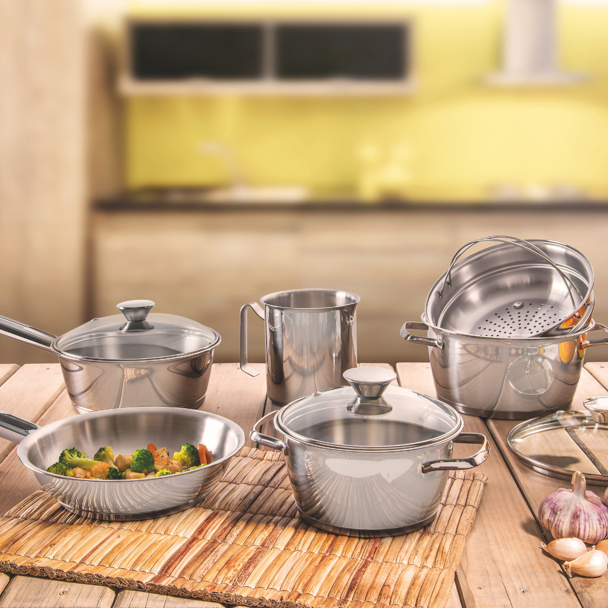 Tramontina Allegra Sauce Pan with Lid, 18/10 Stainless Steel, Induction