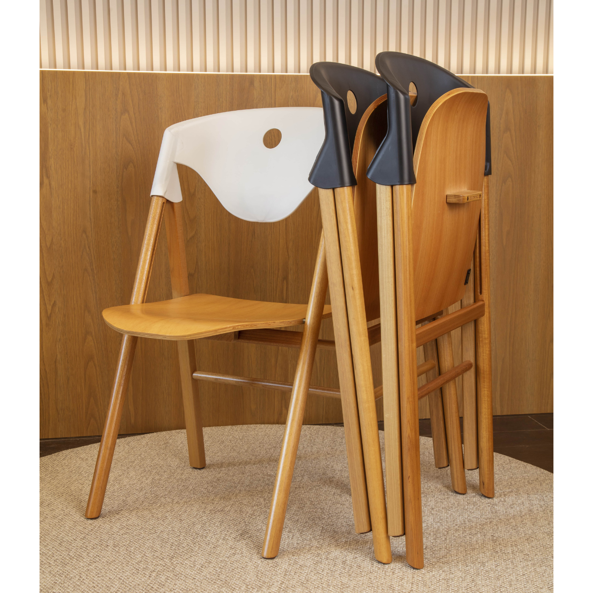 Tramontina Flare Dining Chair, Tauari Wood/PU