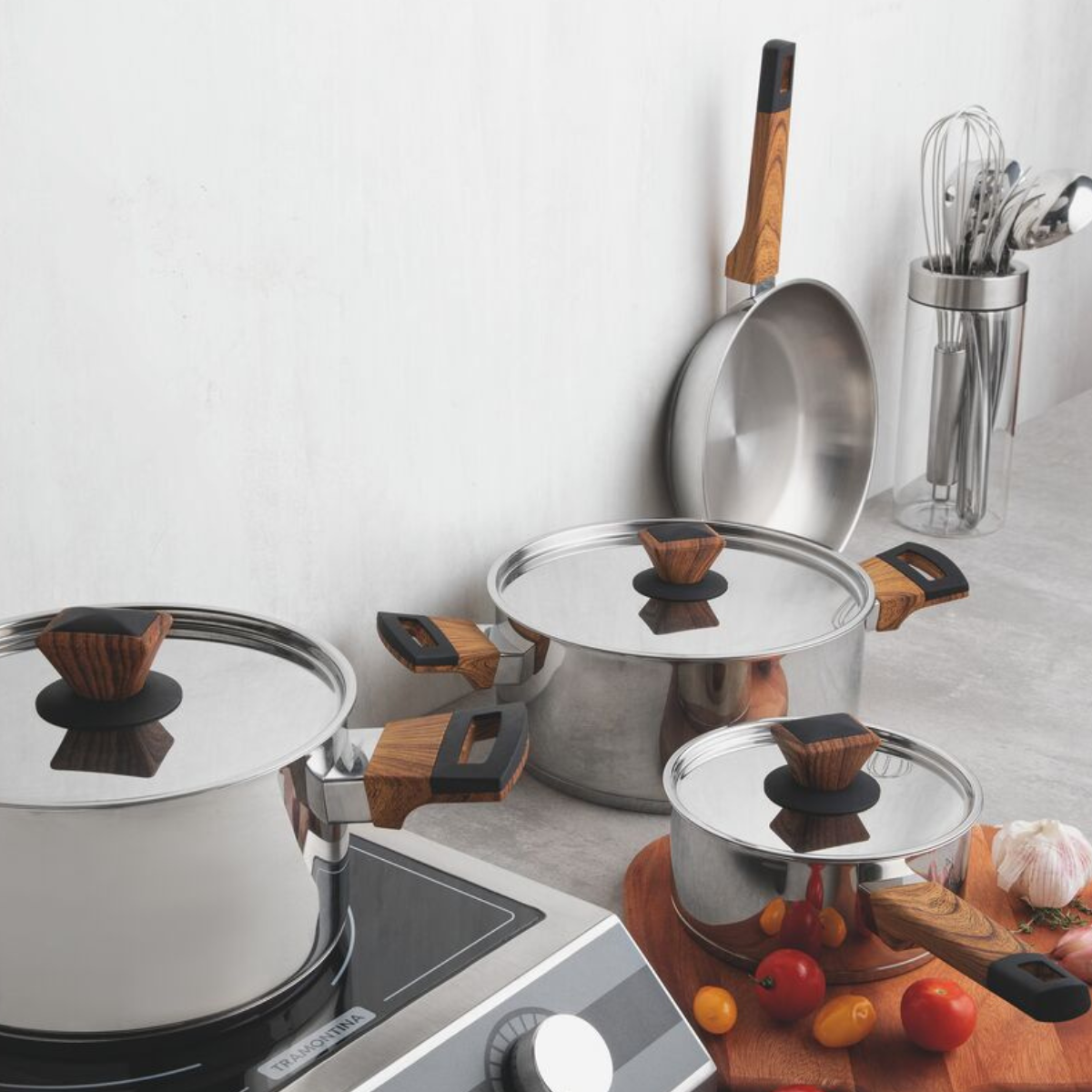Tramontina Brava 16cm Suace Pan with Lid, 18/10 Stainless Steel, Induction