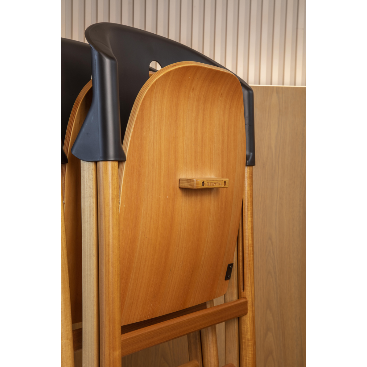 Tramontina Flare Dining Chair, Tauari Wood/PU