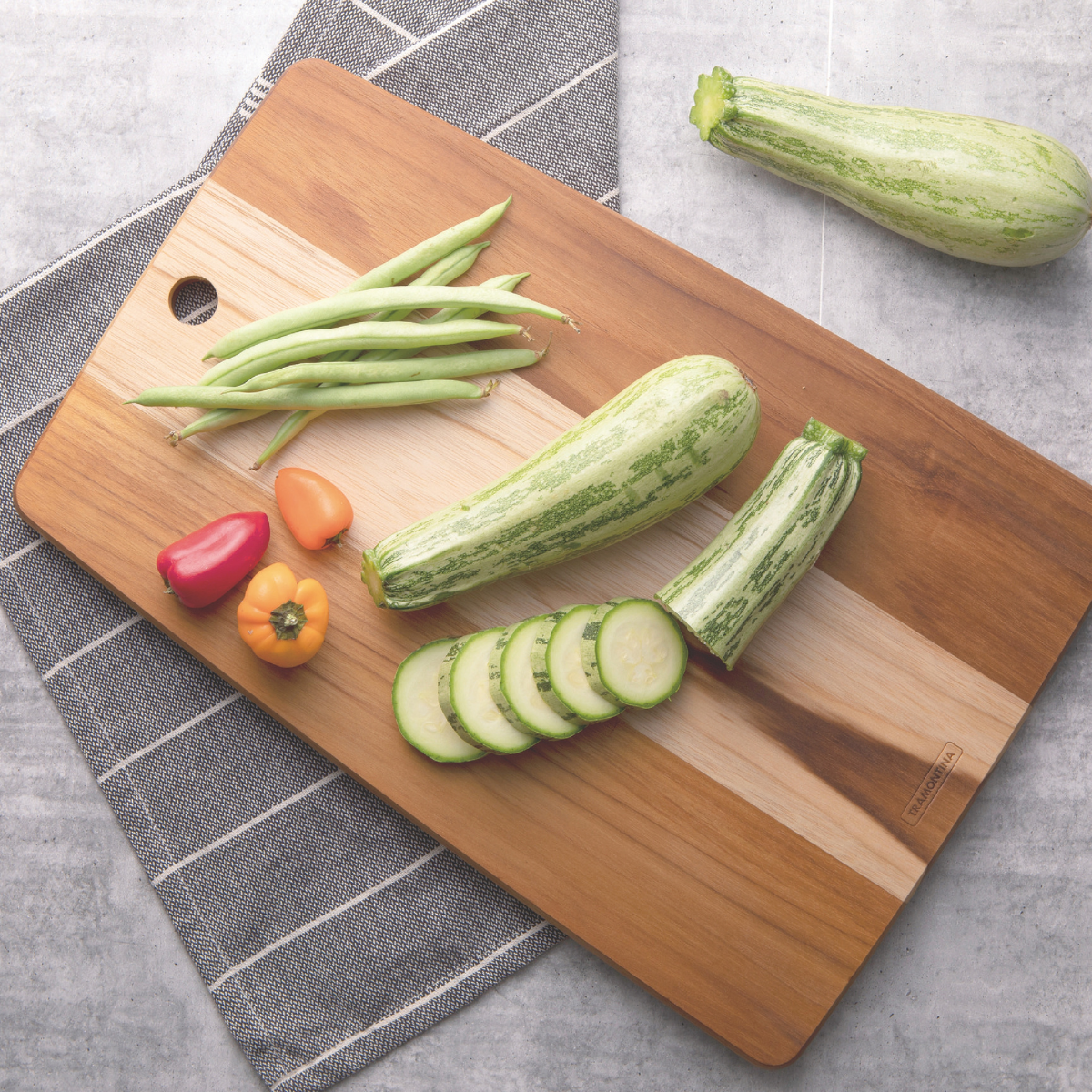 Tramontina Cutting and Serving Board (L34xW23xH1.8cm)