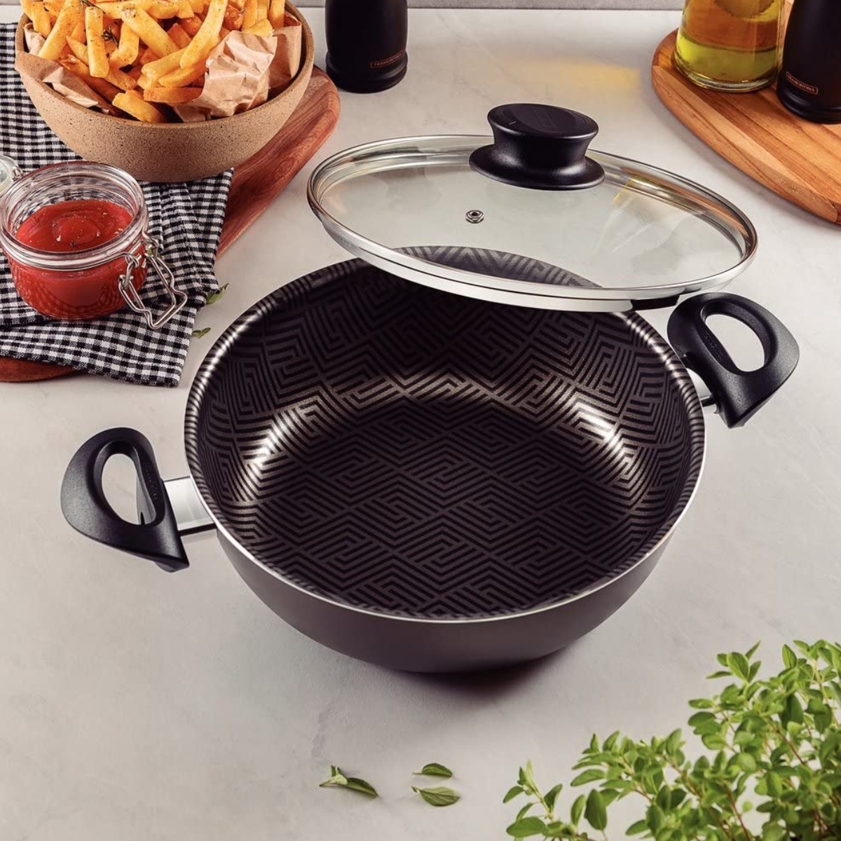 Tramontina Paris Skillet with Lid, Non-stick